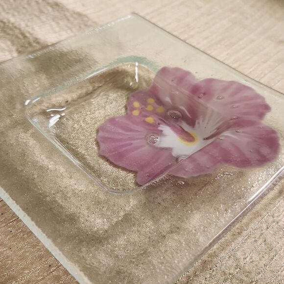 Pizzo Glass Art Hibiscus Trinket Tray - Picture 1 of 4